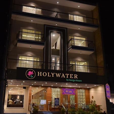 Holywater Hotel By Ganga Kinare #150 Mts From Ganga Ghat Rishīkesh Exteriör bild